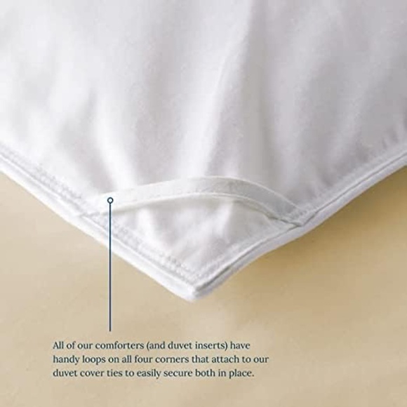 NWOT Crown Collection Pink Down Alternative Pinch Pleated Comforter- Queen Size - Picture 4 of 9